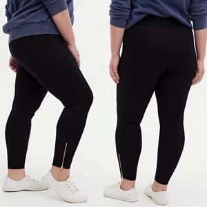 Torrid Black Zip Hem Pixie Ponte Pant